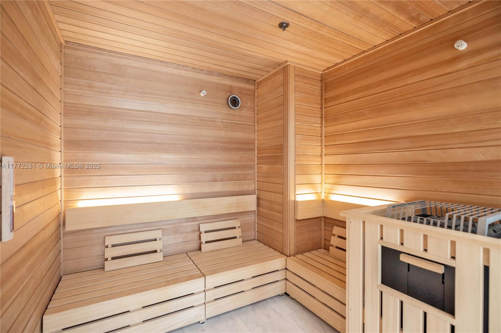 Missoni Baia - Residential
