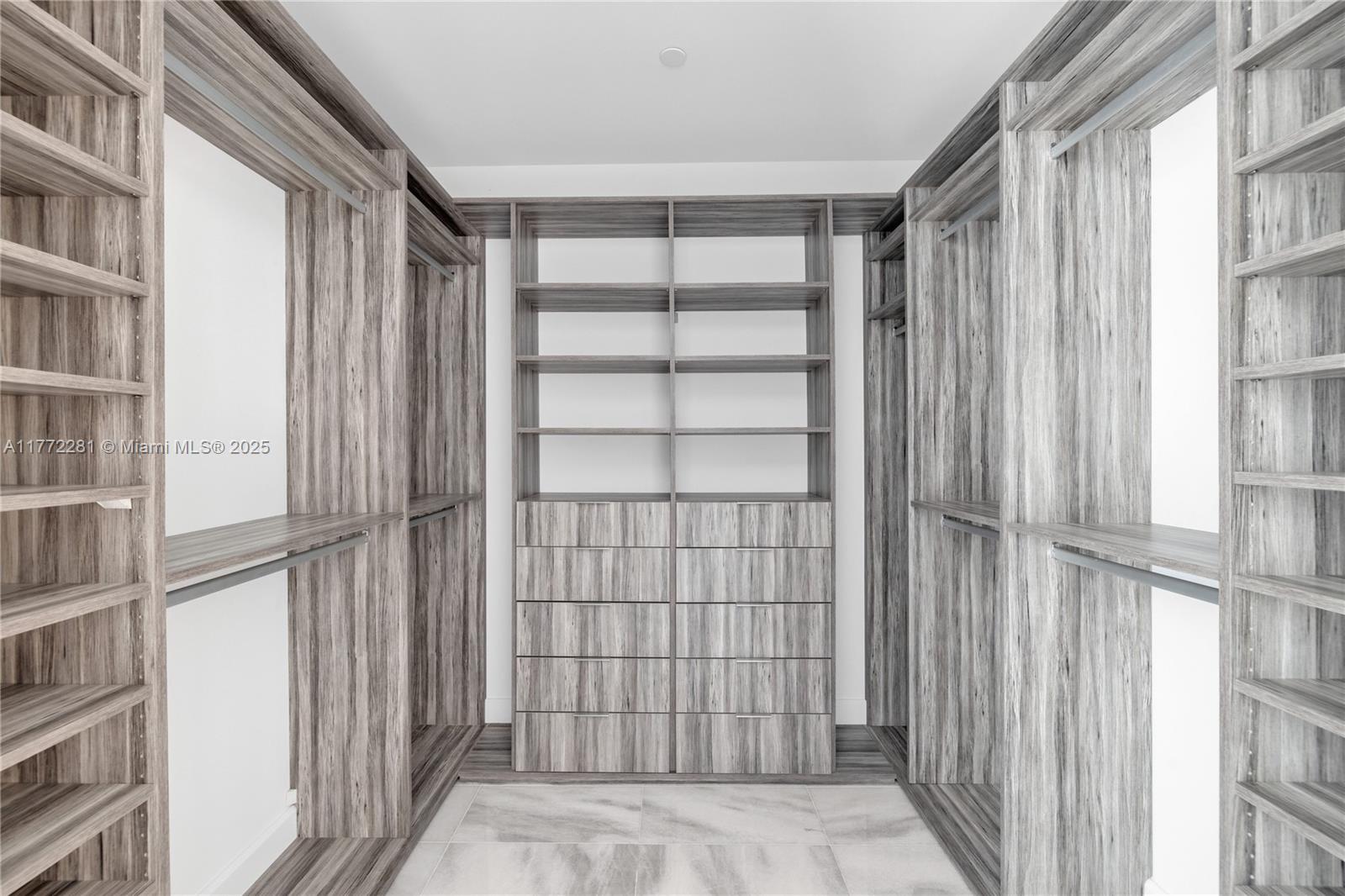 Missoni Baia - Residential