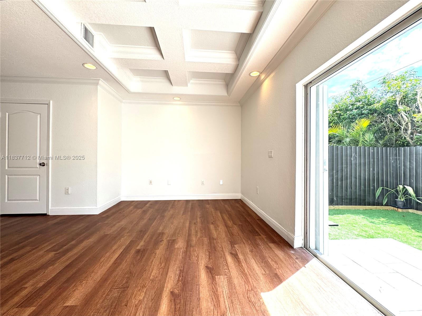 11667 NE 18th Dr 11667
