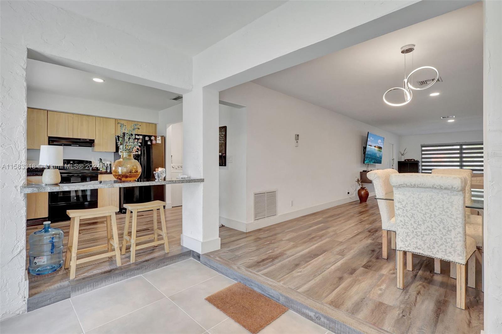 GREENTREE VILLAS CONDO - Residential Lease