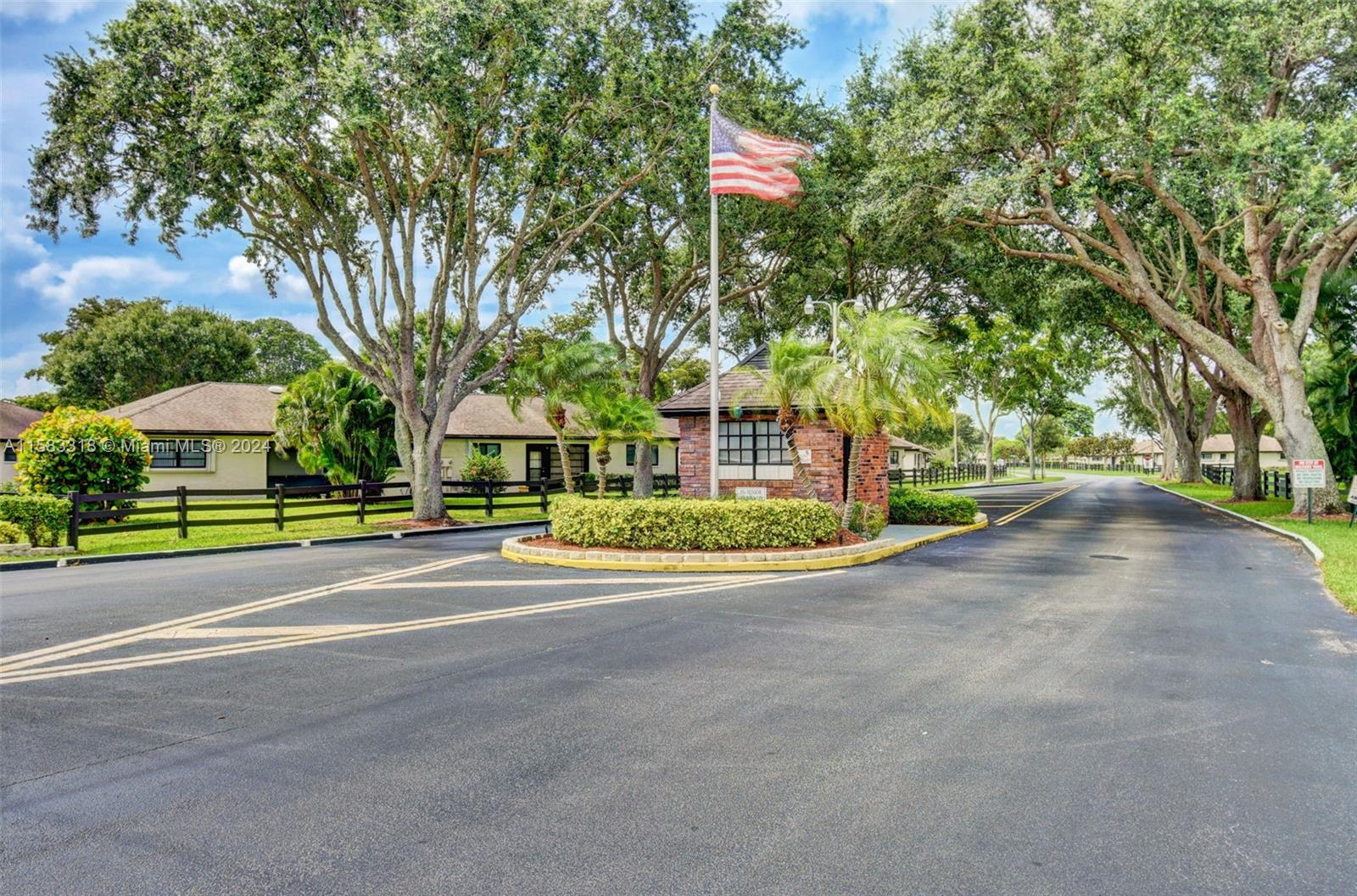 GREENTREE VILLAS CONDO - Residential Lease