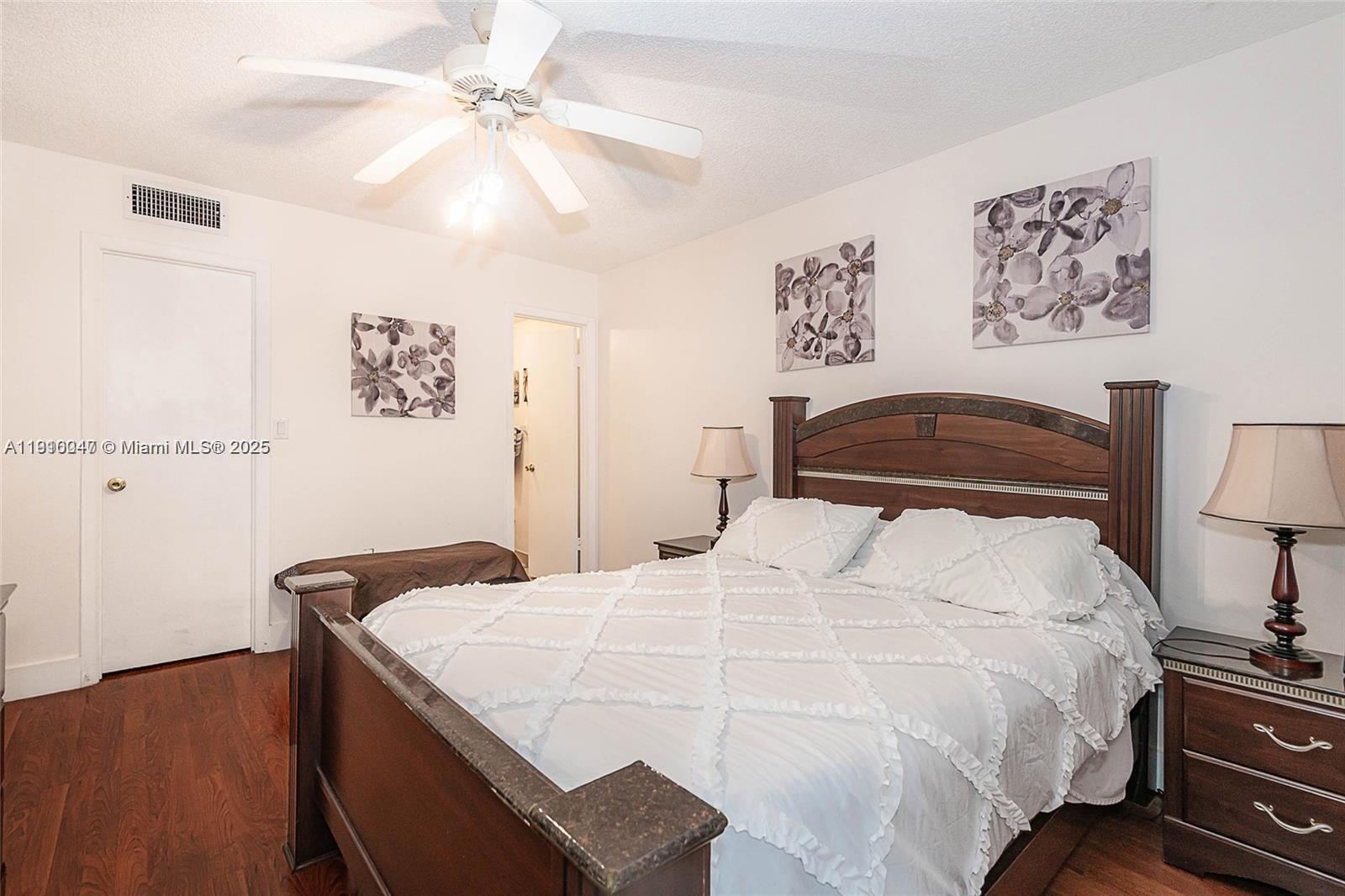 LE CARTIER CONDO - Residential Lease