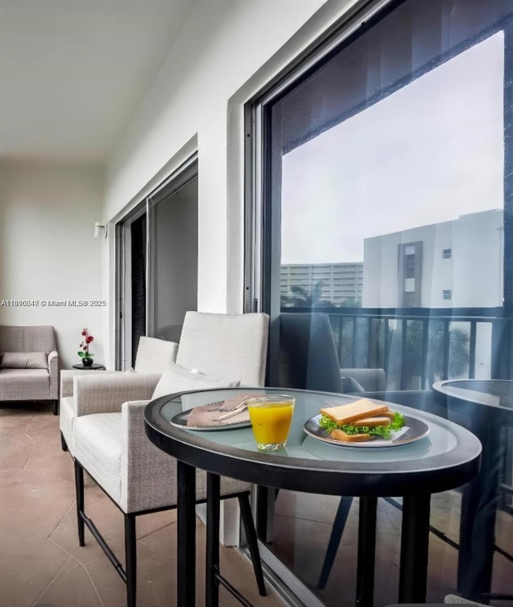 LE CARTIER CONDO - Residential Lease