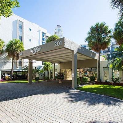 LE CARTIER CONDO - Residential Lease