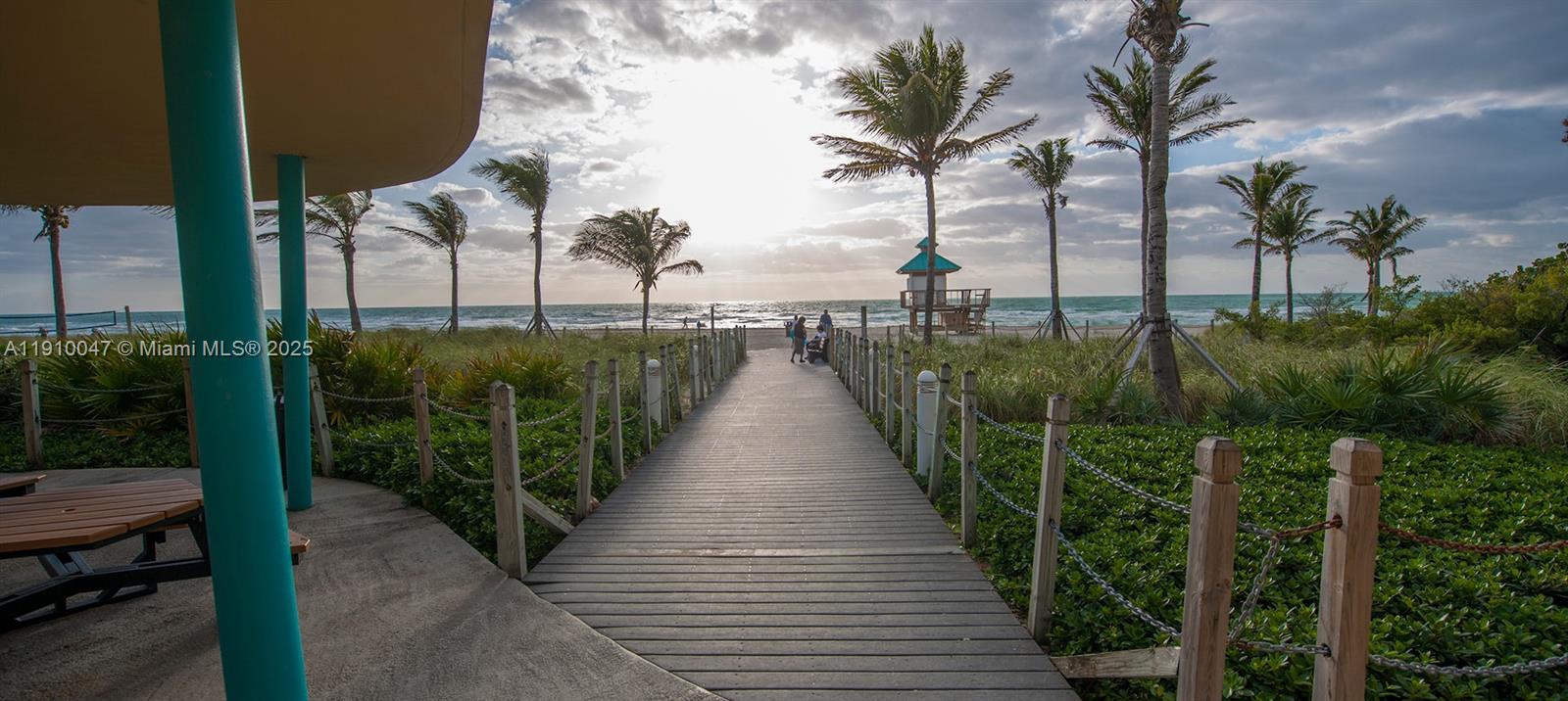 LE CARTIER CONDO - Residential Lease