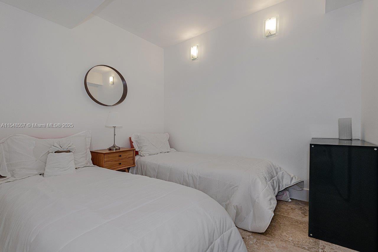 RONEY PALACE CONDO - Residential Lease