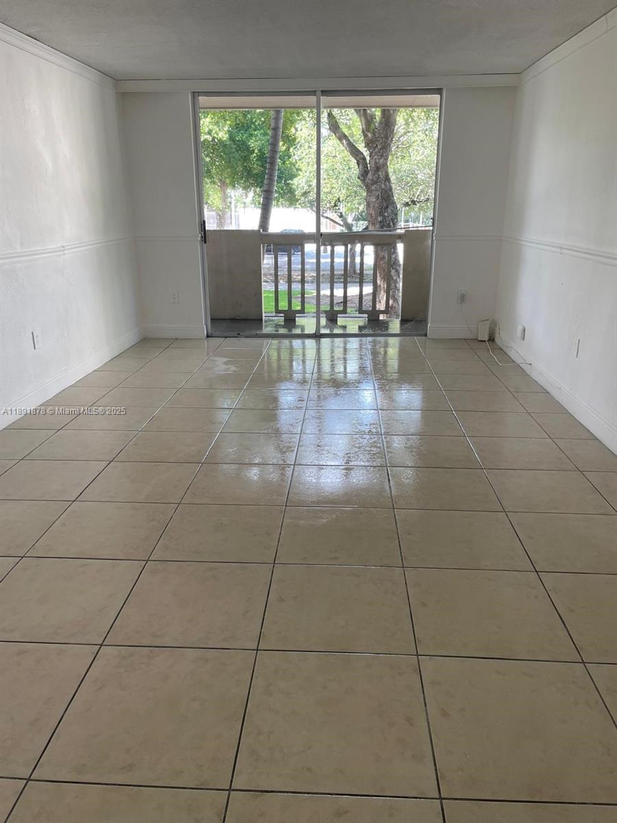 BAYVIEW PALMS CONDO - Residential Lease