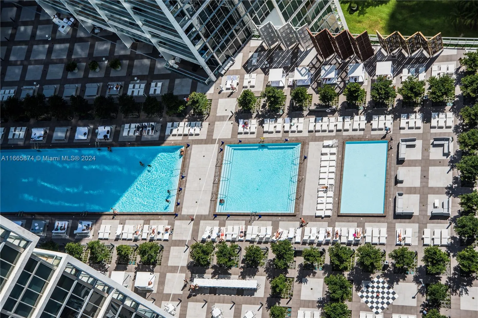 Miami, Florida 33131, United States, 1 Bedroom Bedrooms, ,1 BathroomBathrooms,Residential,Active,42103