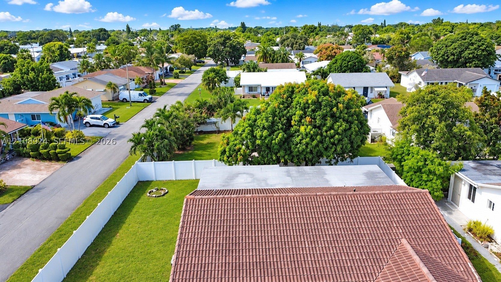 7607 NW 66th Ter, Tamarac FL 33321