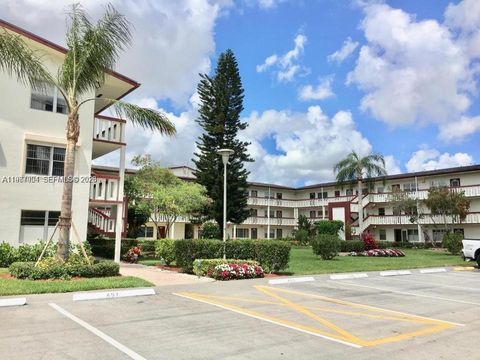 Photo of 475 Fanshaw #L, Boca Raton, FL 33434 (MLS # A11967904)