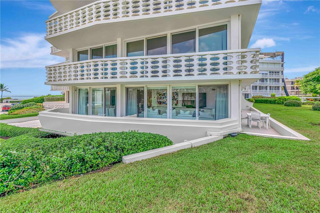 Photo of 100 Sunrise Ave #217, Palm Beach, FL 33480 (MLS # A11871514)