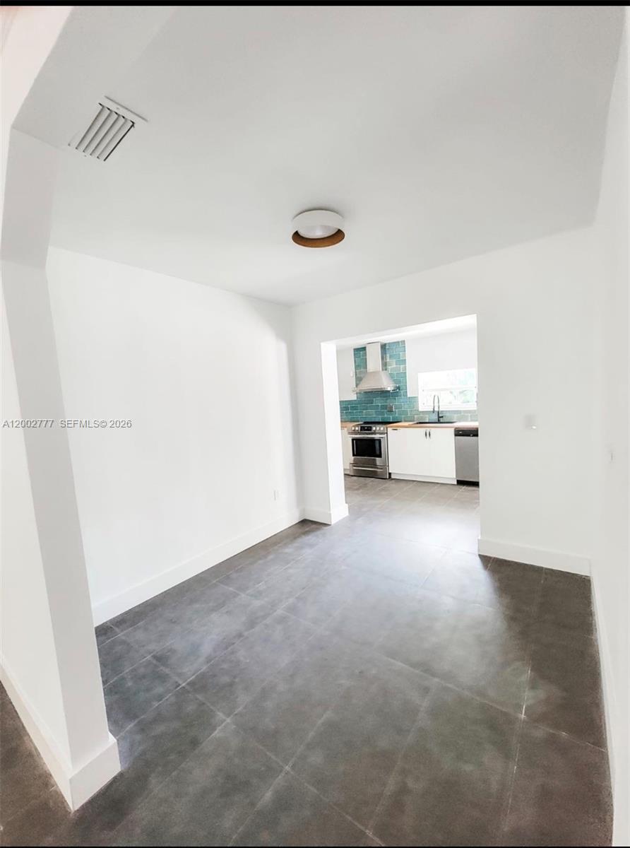 EAST SHENANDOAH - Residential