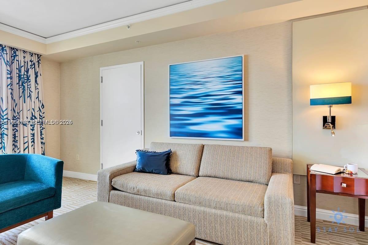 TRUMP INTERNATIONAL SONES - Residential