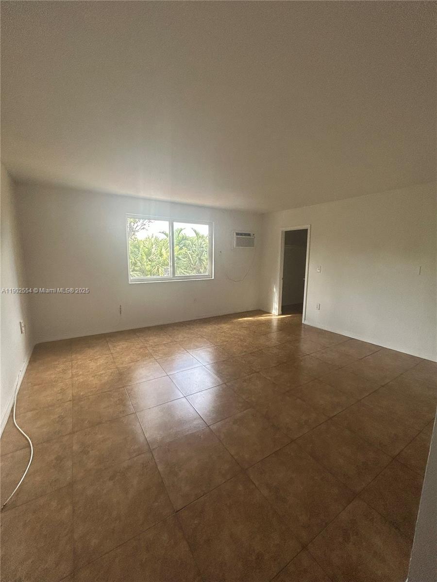 CORAL GATE EAST CONDO - Residential Lease