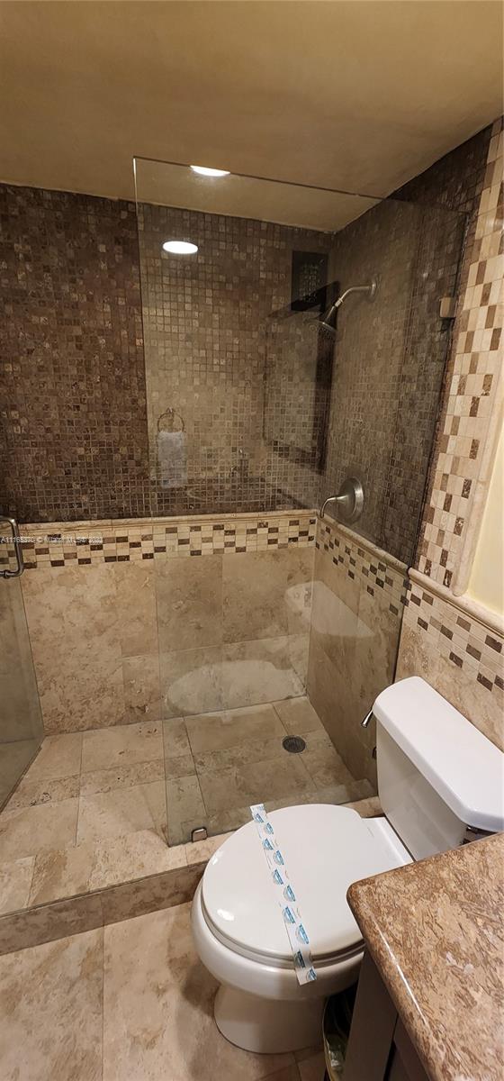 TIDES ON HOLLYWOOD BEACH - Residential