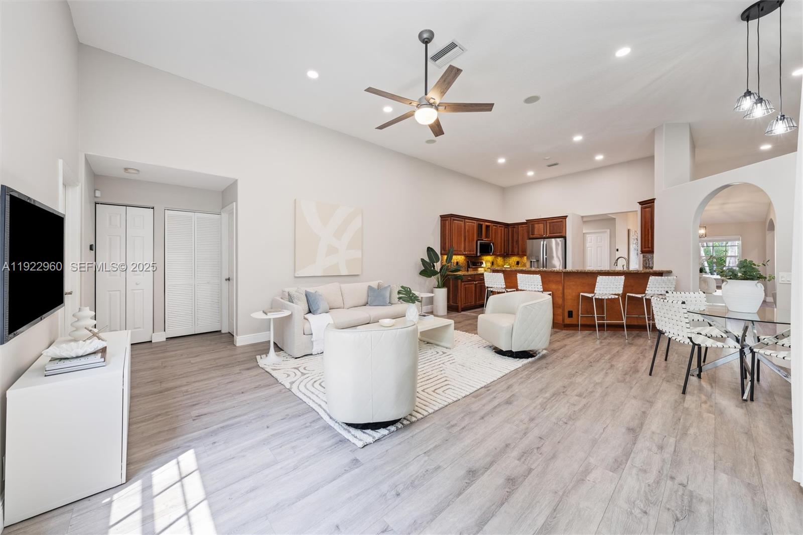 Jardin - Residential Lease