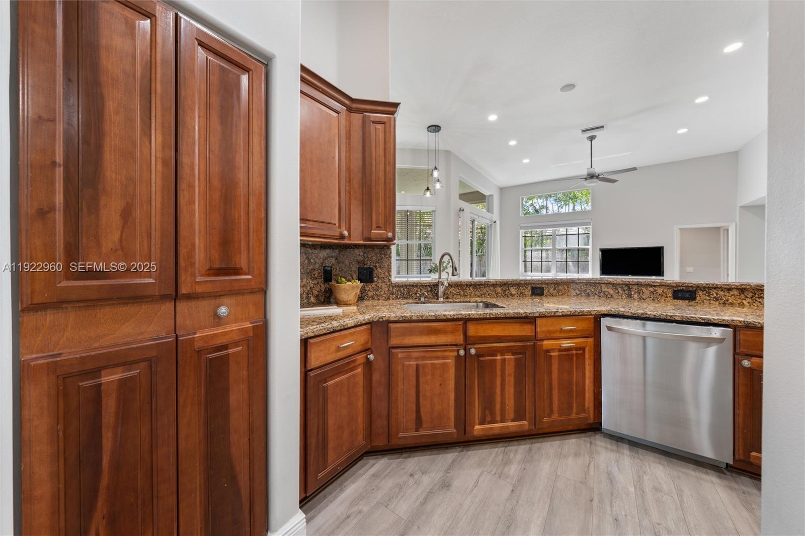 Jardin - Residential Lease