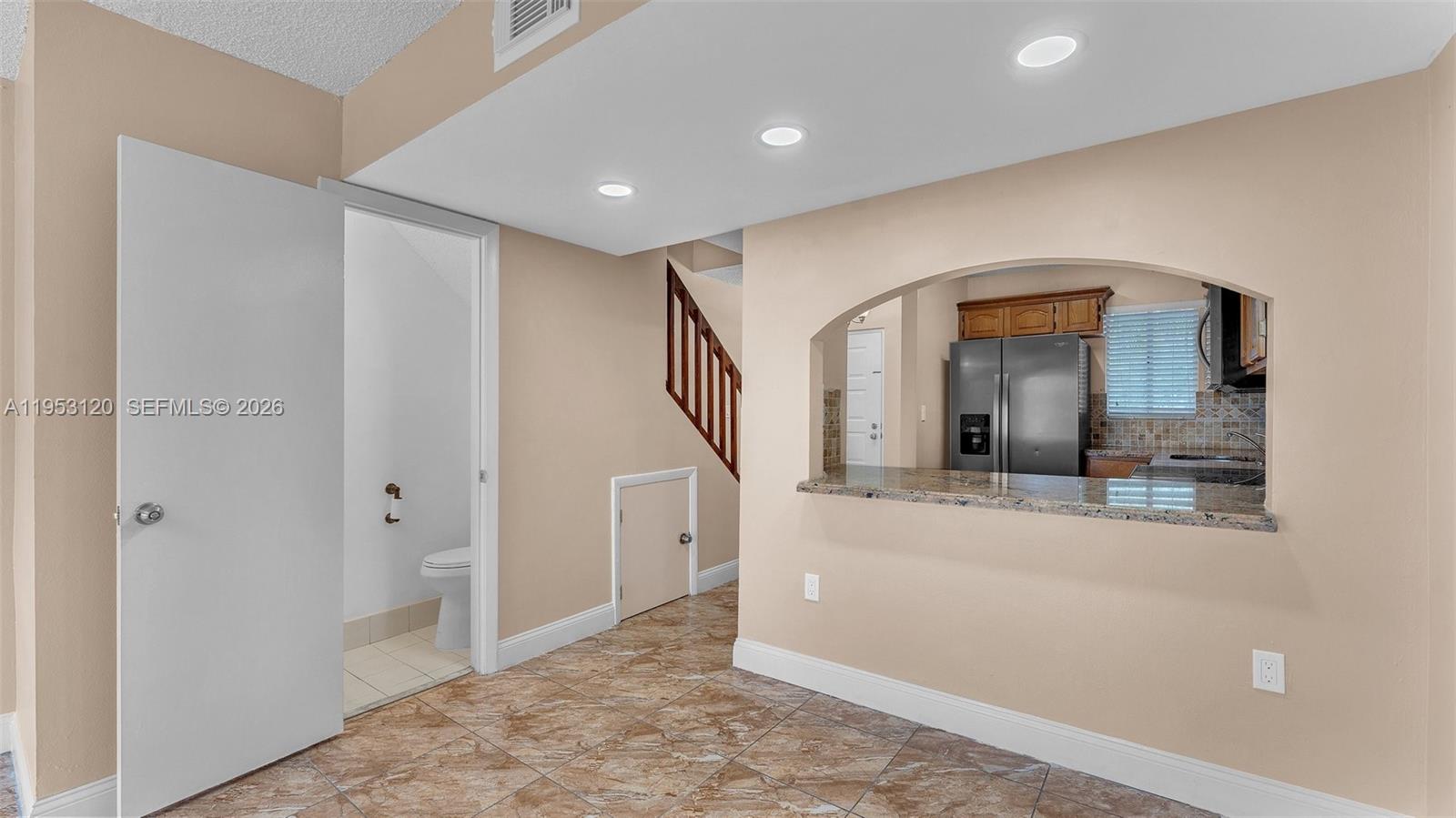 TERRAZAS DEL SOL CONDO - Residential