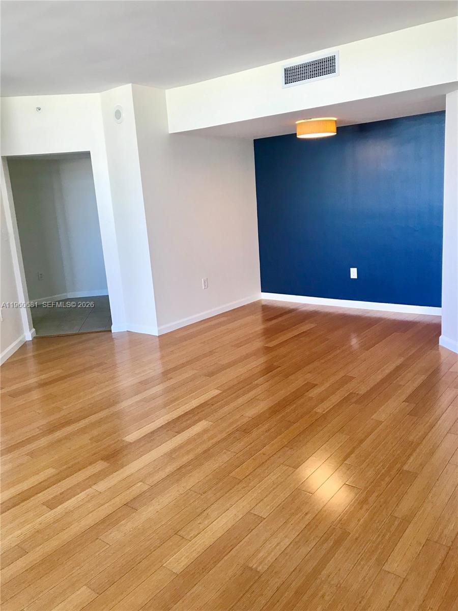 THE WAVERLY AT SOUTH BEAC - Residential Lease