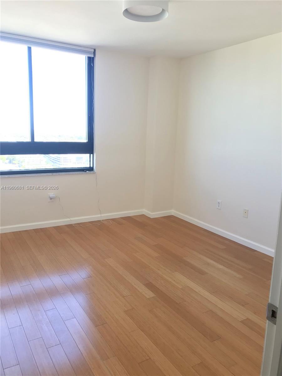 THE WAVERLY AT SOUTH BEAC - Residential Lease