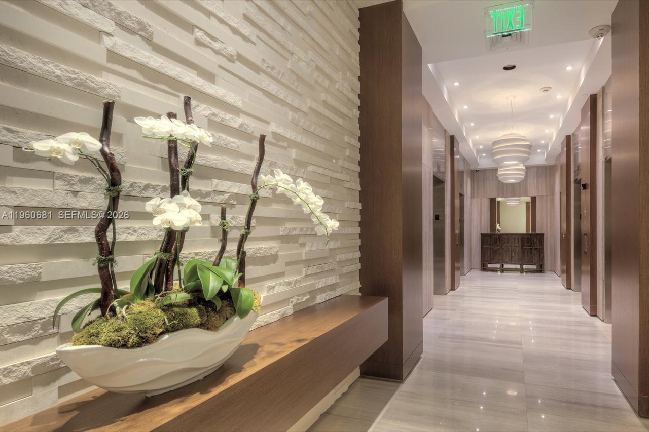 THE WAVERLY AT SOUTH BEAC - Residential Lease