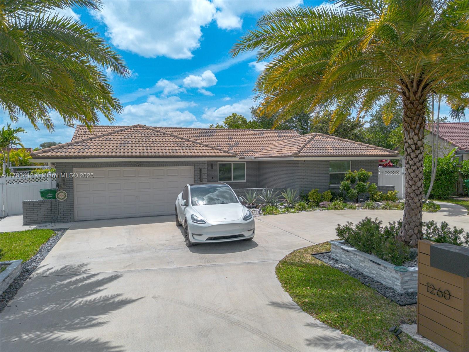 1260 NW 112th Way
