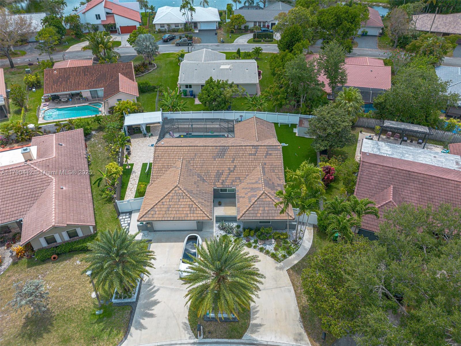 1260 NW 112th Way