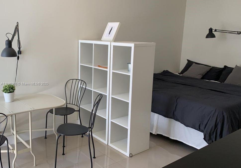 Comfortable, spacious and modern Studio at Landmark Doral. All services: Water and electricity included in price! Range-Electricity (Cook Top), Microwave, Refrigerator, Kitchenware, A/C, Washer and Dryer inside the unit. Full Bathroom and Walk-in Closet. Private and Independent entrance. Located near at Expressways, Dolphin and Miami International Mall, FIU, Schools, Restaurants and Shopping centers. Great Opportunity and Ready to Move In!