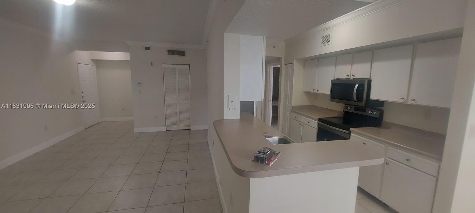 MARQUESA CONDO - Residential