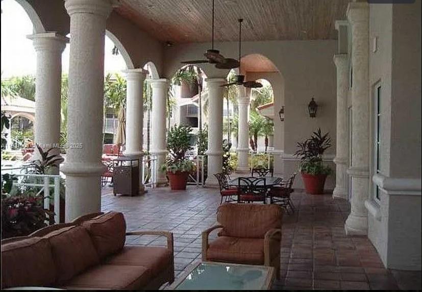 MARQUESA CONDO - Residential