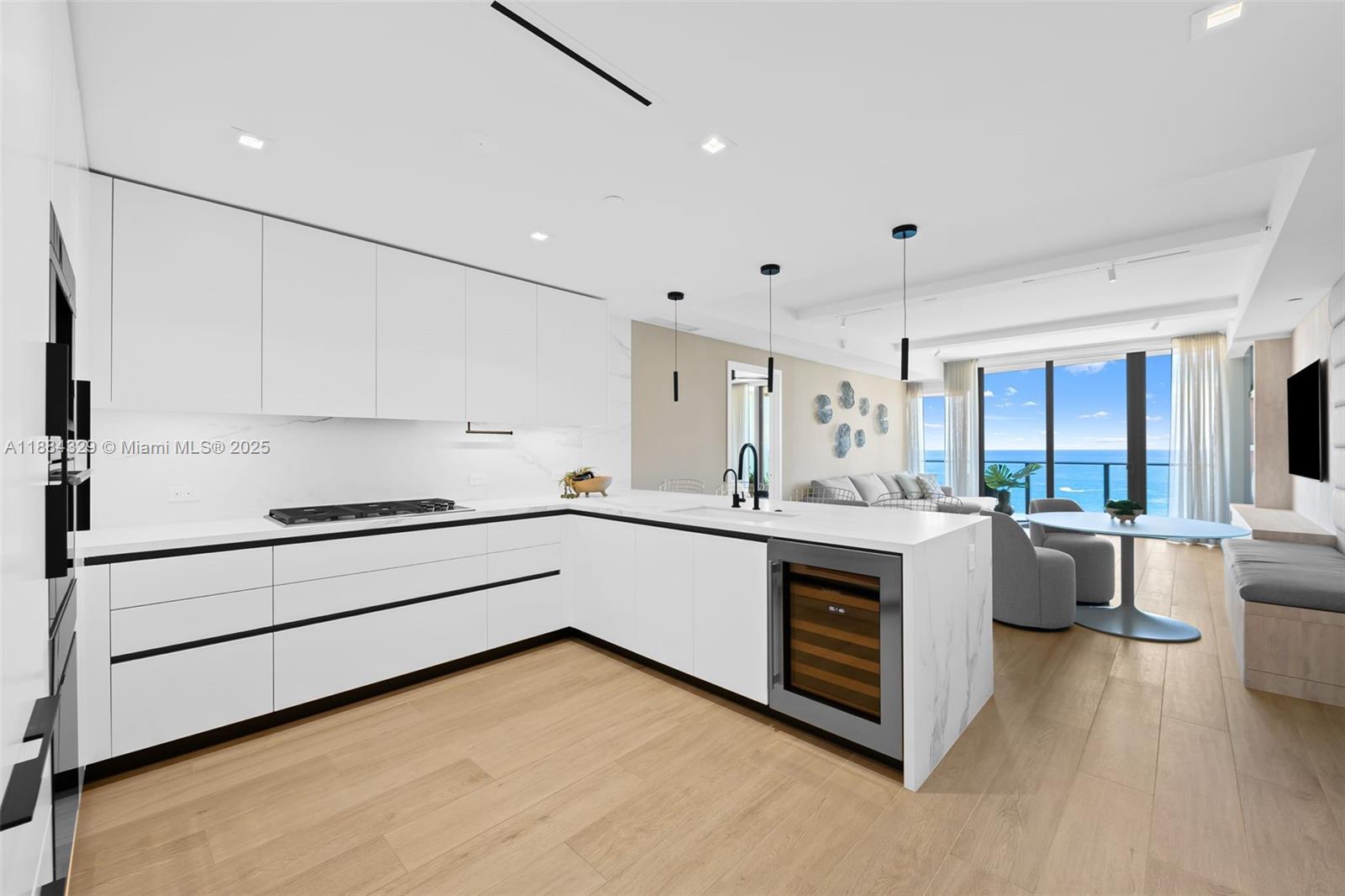 1116 N Ocean Blvd 1805