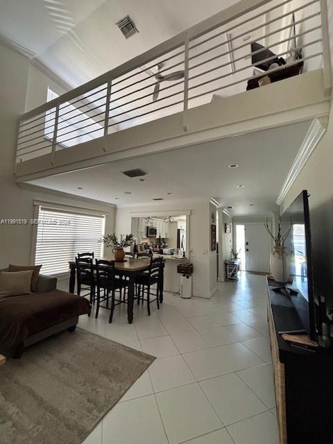 BANYAN LAKES - Residential