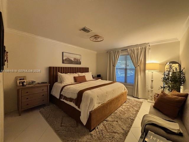 BANYAN LAKES - Residential