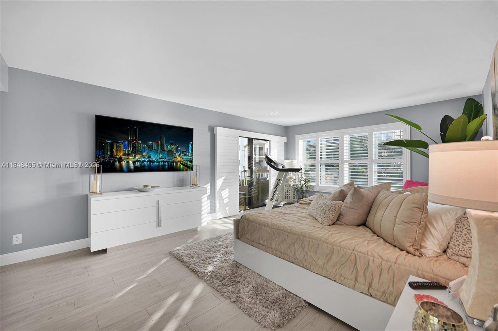 EVERGLADES OF NORTH PALM - Residential
