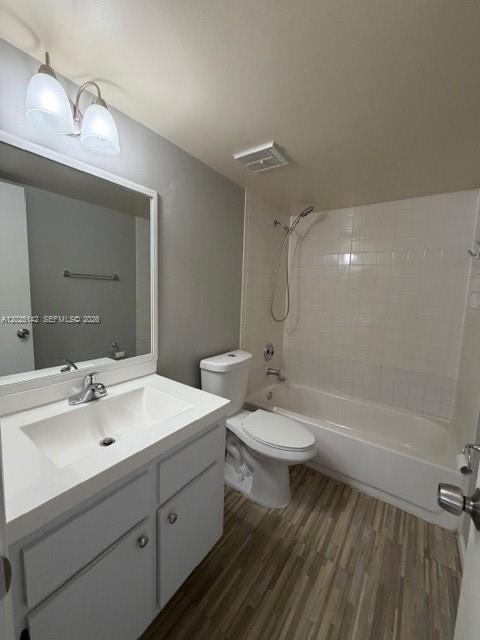 LAGO GRANDE ONE CONDO - Residential