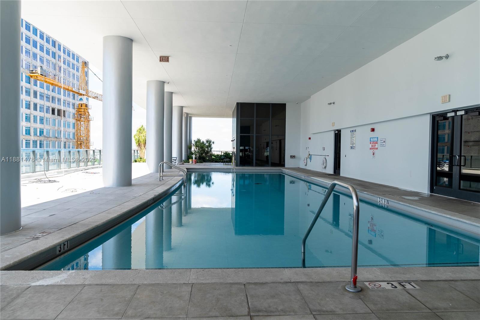 CANVAS CONDO - Residential