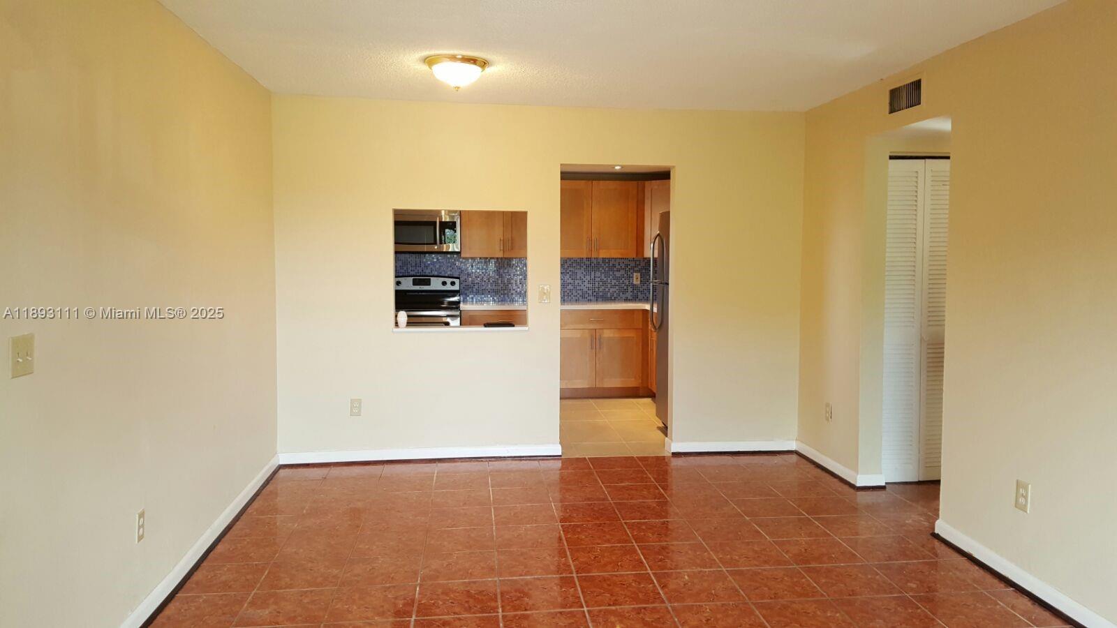TROPICAL TERRACE CONDO - Residential Lease