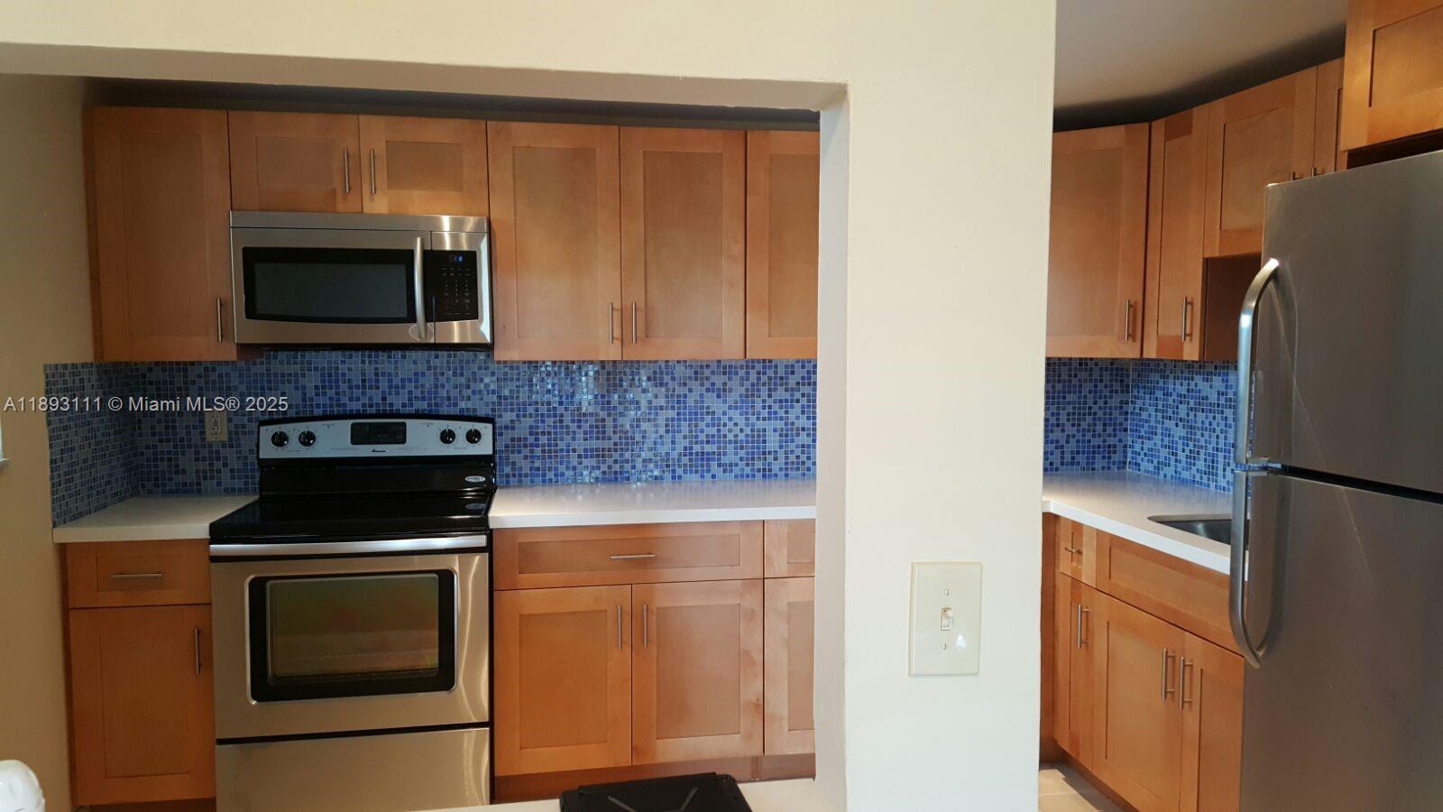 TROPICAL TERRACE CONDO - Residential Lease