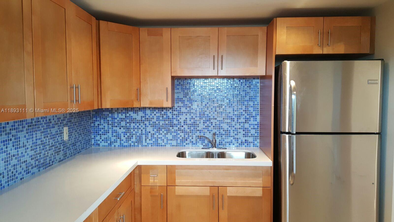 TROPICAL TERRACE CONDO - Residential Lease