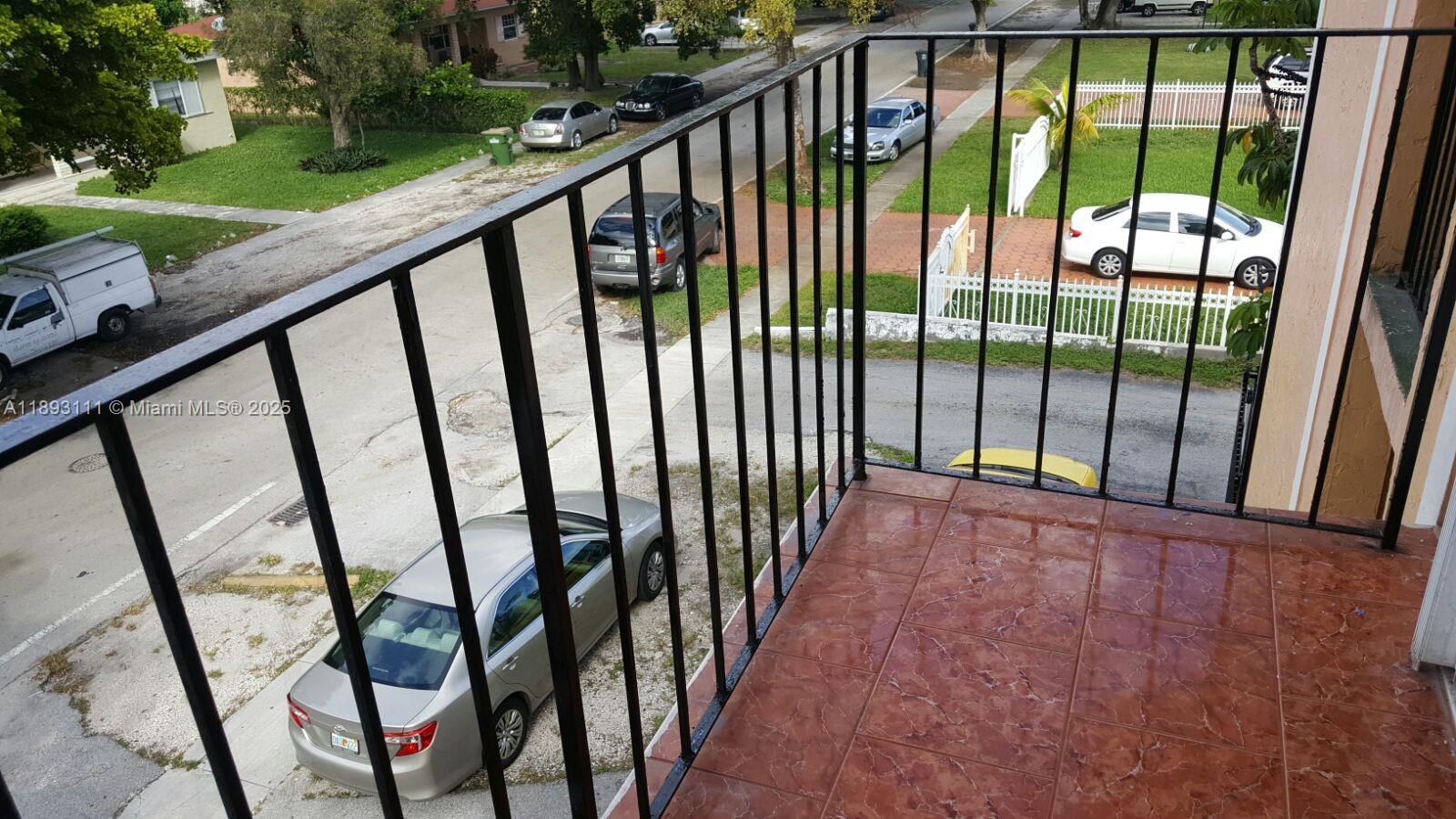 TROPICAL TERRACE CONDO - Residential Lease