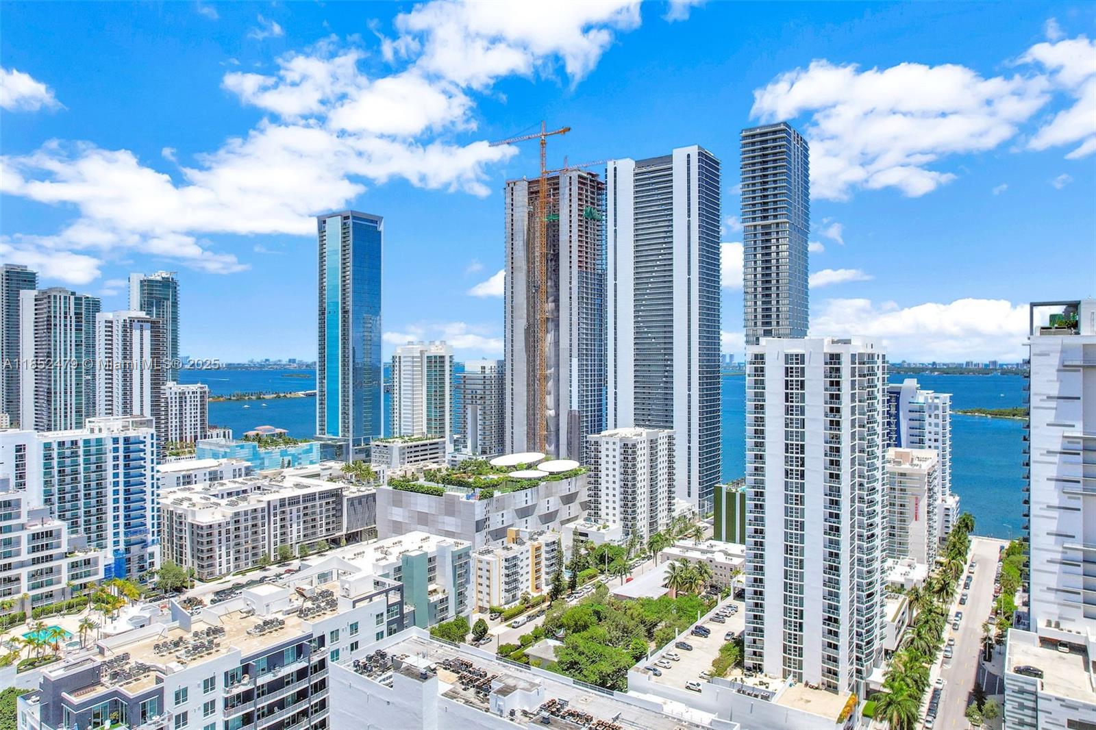 Aria Reserve Miami - Residential