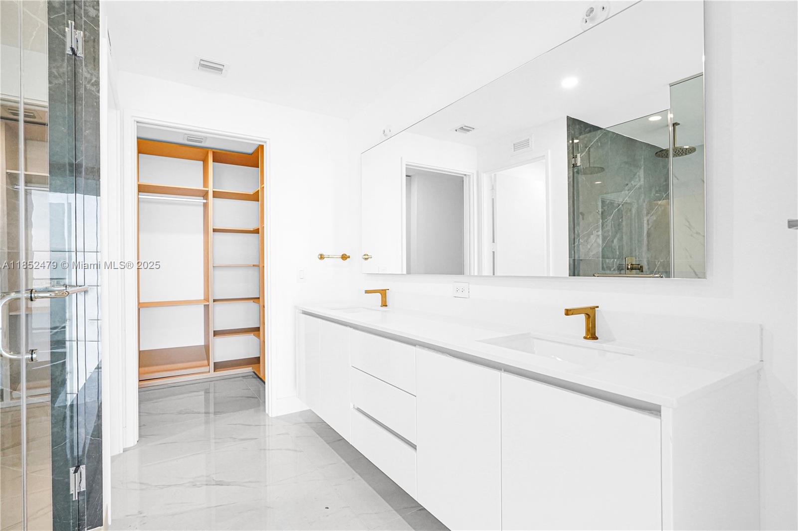 Aria Reserve Miami - Residential