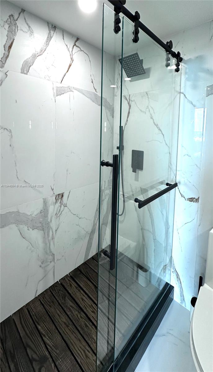 HILLCREST NO 21 CONDO - Residential