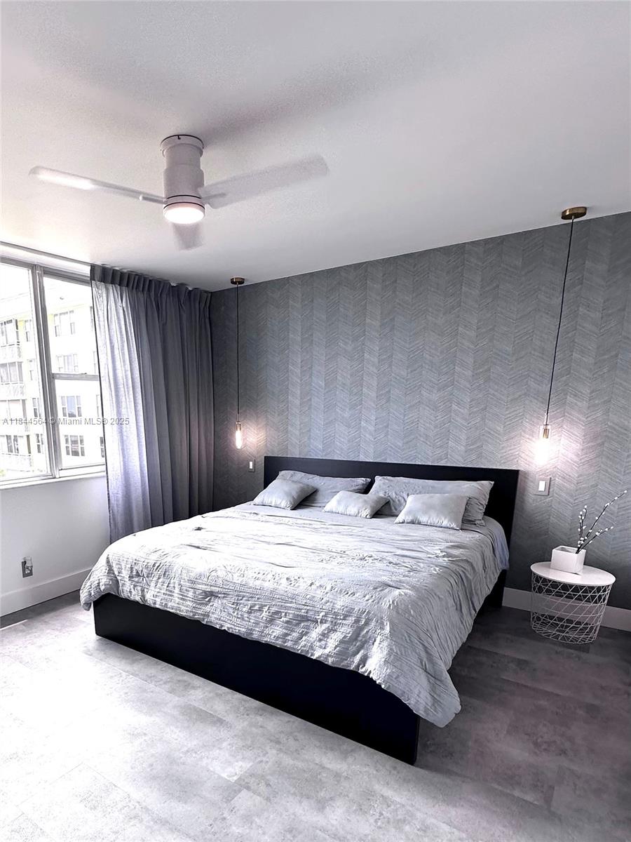 HILLCREST NO 21 CONDO - Residential