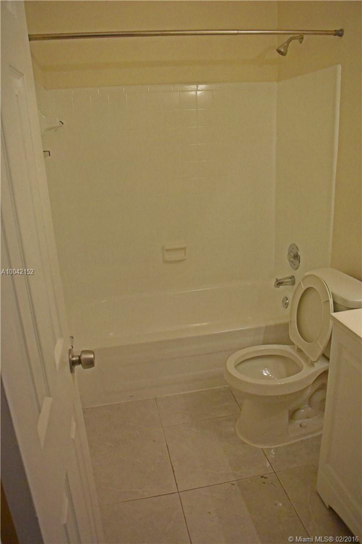 Ramblewood 76-49 B - Residential