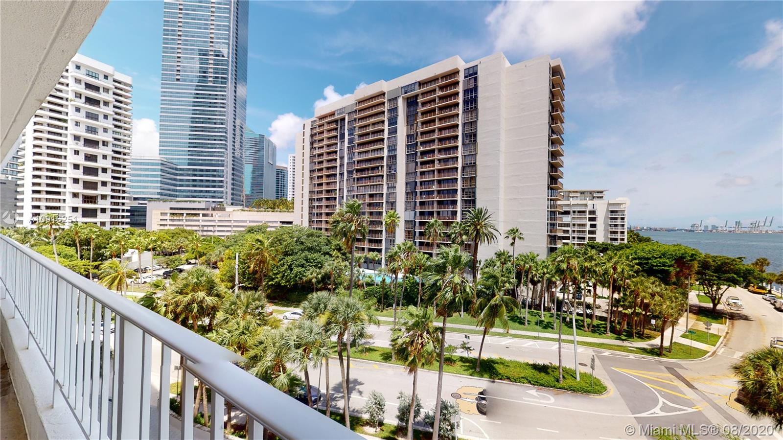 BRICKELL HARBOUR CONDO - Residential Lease