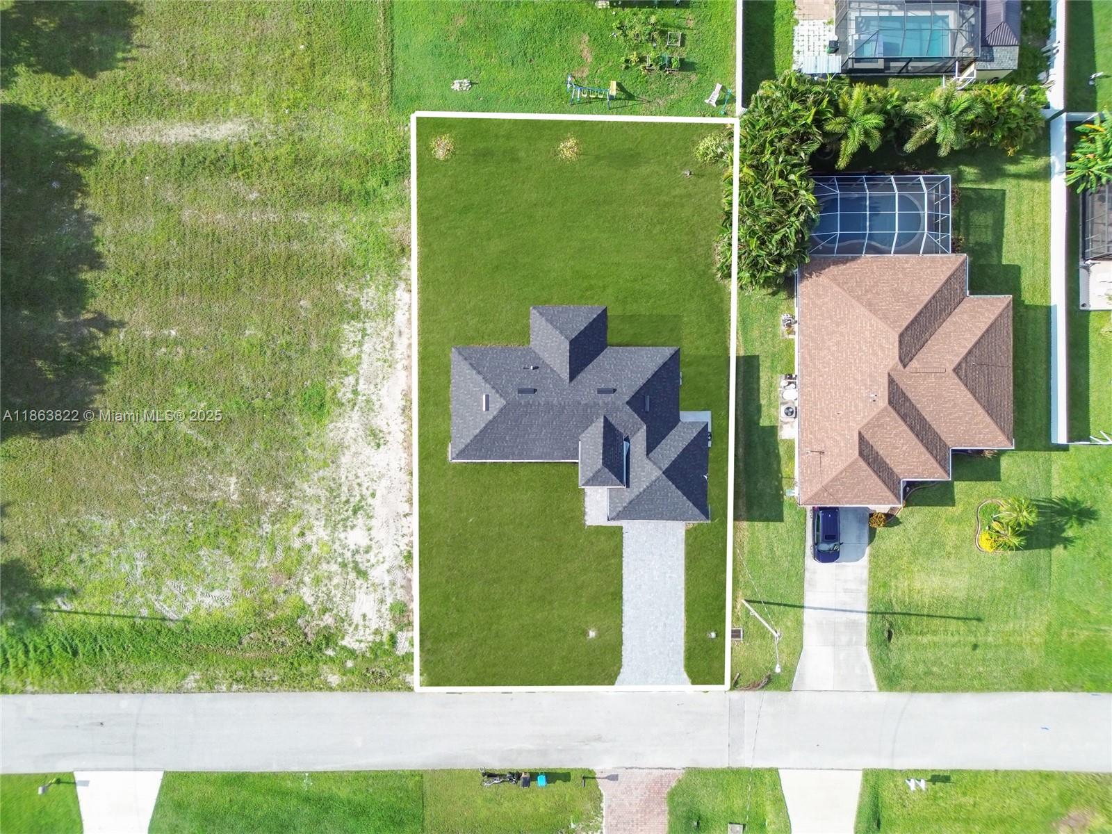 CAPE CORAL - Residential