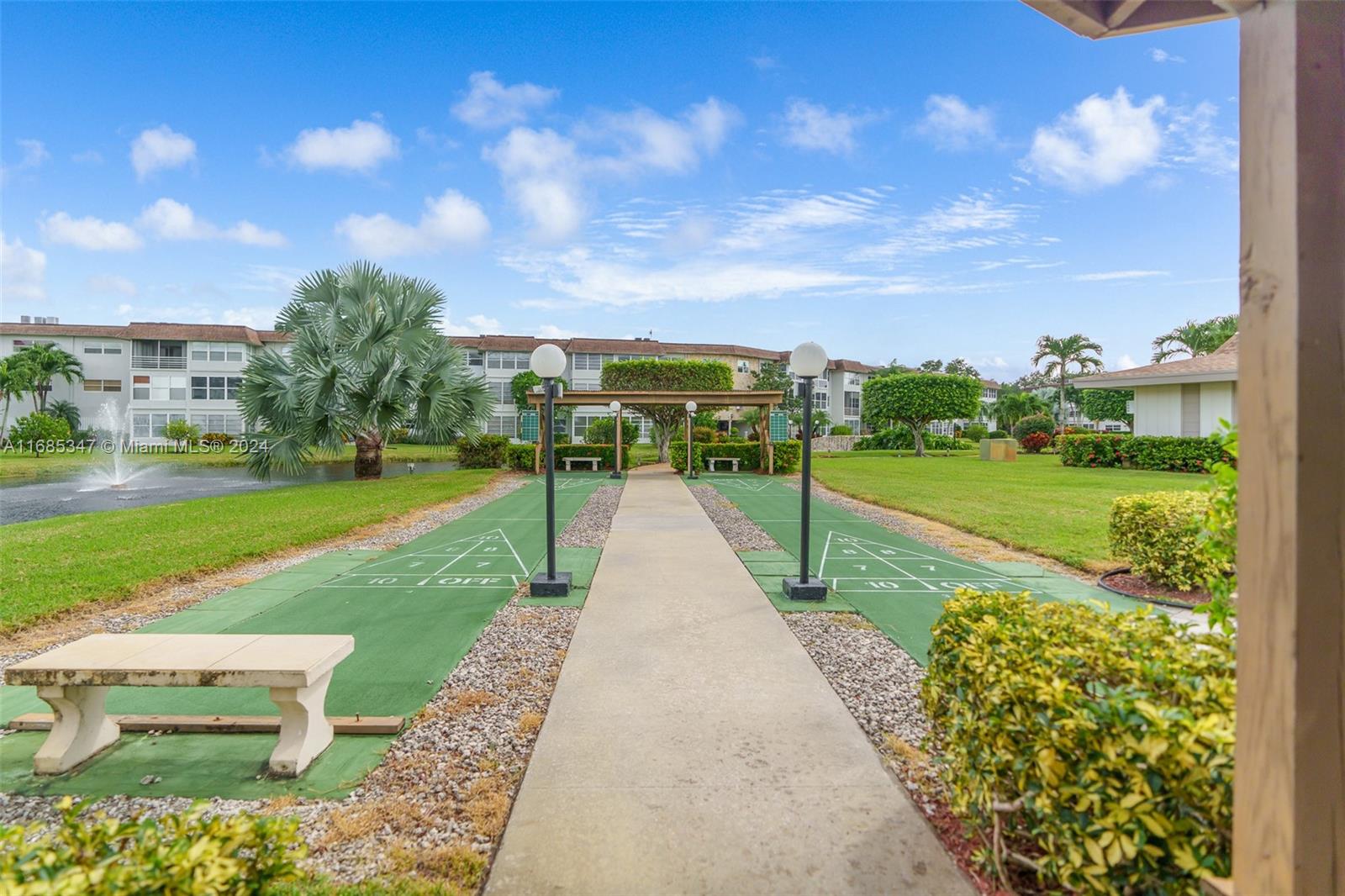 SEAGRAPE GARDENS CONDO - Residential