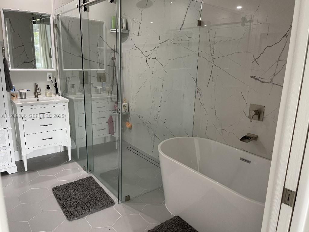 MAJORCA ESTATES - Residential