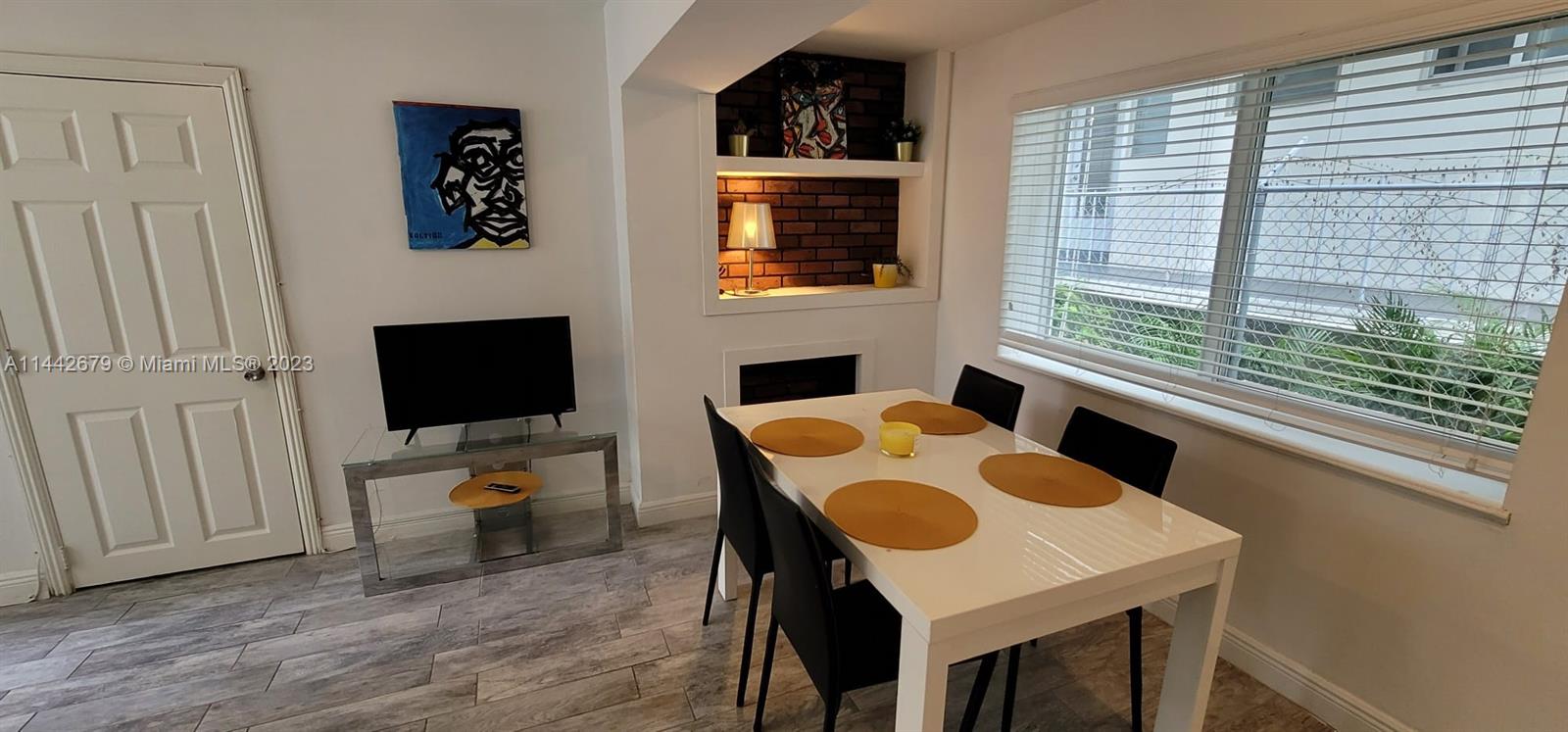 LINCOLN SUB - Residential Lease